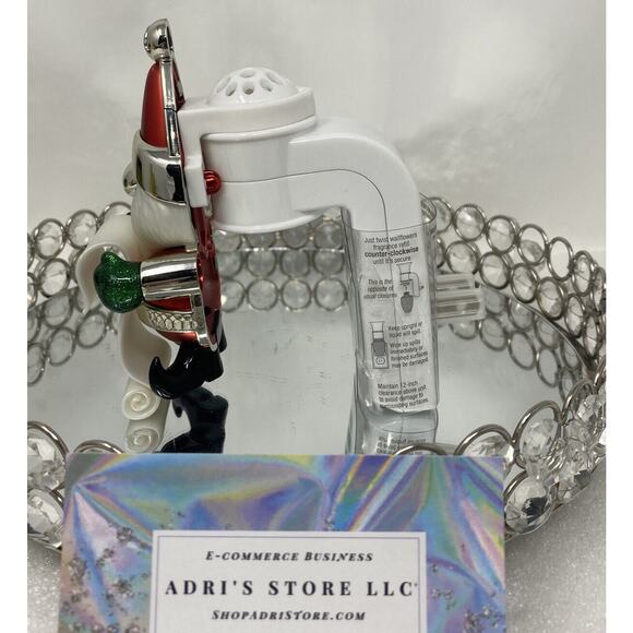 Bath & Body Works Wallflower Fragrance Plug NICE LIST GNOME SCENT CONTROL - Picture 7 of 9